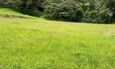 LOTE CONJUNTO CERRADO EN MONIQUIRA BOYACA