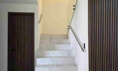 SUPER PRECIO DE OPORTUNIDAD  CASA EN VENTA EN LOMAS CON RECÁMARA EN PLANTA BAJA.