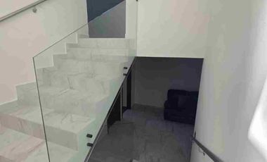 SUPER PRECIO DE OPORTUNIDAD  CASA EN VENTA EN LOMAS CON RECÁMARA EN PLANTA BAJA.