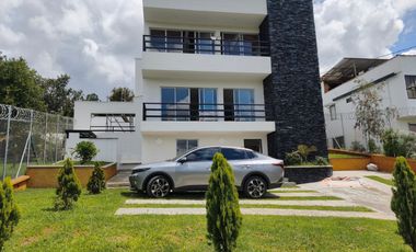 VENTA DE ESPECTACULAR FINCA, A 15 MINUTOS DEL AEROPUERTO, RIONEGRO, ANTIOQUIA