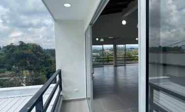 VENTA DE ESPECTACULAR FINCA, A 15 MINUTOS DEL AEROPUERTO, RIONEGRO, ANTIOQUIA