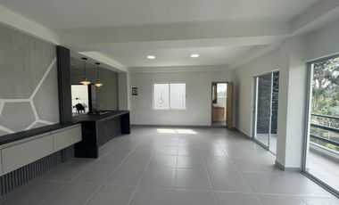 VENTA DE ESPECTACULAR FINCA, A 15 MINUTOS DEL AEROPUERTO, RIONEGRO, ANTIOQUIA