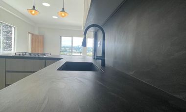 VENTA DE ESPECTACULAR FINCA, A 15 MINUTOS DEL AEROPUERTO, RIONEGRO, ANTIOQUIA