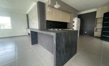 VENTA DE ESPECTACULAR FINCA, A 15 MINUTOS DEL AEROPUERTO, RIONEGRO, ANTIOQUIA