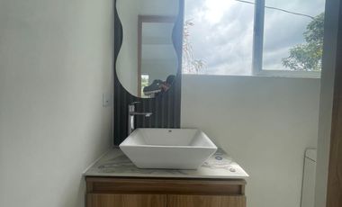 VENTA DE ESPECTACULAR FINCA, A 15 MINUTOS DEL AEROPUERTO, RIONEGRO, ANTIOQUIA