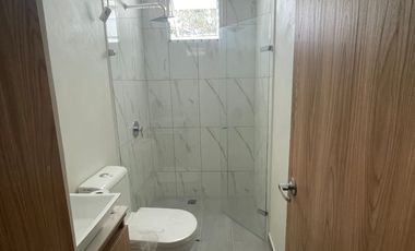 VENTA DE ESPECTACULAR FINCA, A 15 MINUTOS DEL AEROPUERTO, RIONEGRO, ANTIOQUIA