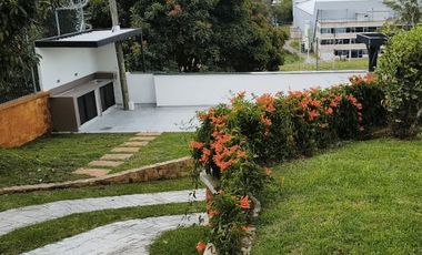 VENTA DE ESPECTACULAR FINCA, A 15 MINUTOS DEL AEROPUERTO, RIONEGRO, ANTIOQUIA