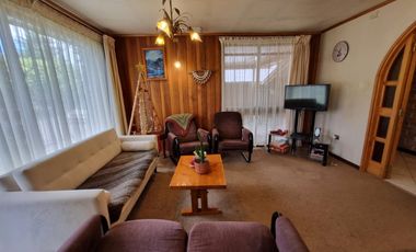 Amplia casa en residencial sector de Villa Europa