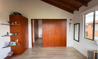 VENDO CASA CAMPESTRE EN CHIA