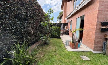 VENDO CASA CAMPESTRE EN CHIA