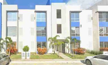 SE VEJDE DEPARTAMENTO EN CONDOMINIO CON ALBERCA LISTO PARA ENTREGSR, DOCUMENTOS EN REGLA