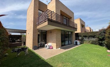 VENDO CASA CAMPESTRE HACIENDA SAN LUIS - CAJICA