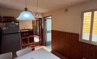 Casa interna 2 dormitorios + comodin