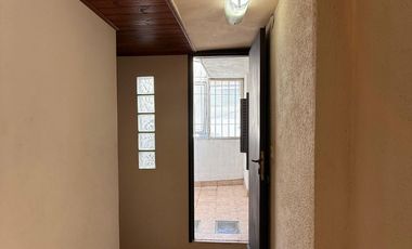 Casa interna 2 dormitorios + comodin