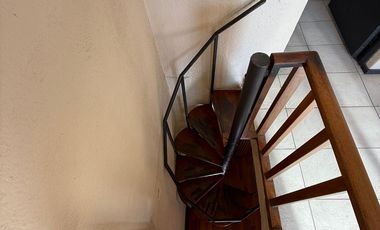 Casa interna 2 dormitorios + comodin