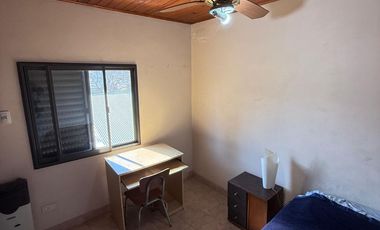 Casa interna 2 dormitorios + comodin