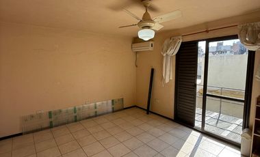 Casa interna 2 dormitorios + comodin