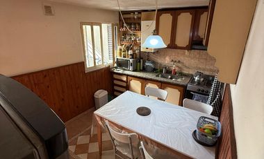 Casa interna 2 dormitorios + comodin