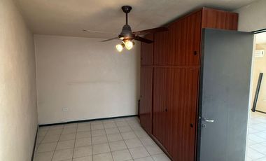 Casa interna 2 dormitorios + comodin