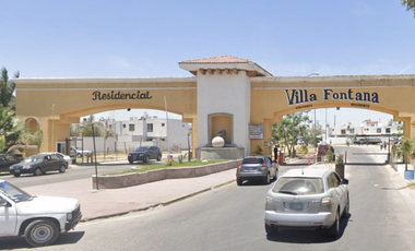 CASA EN REMATE BANCARIO EN FRACC VILLA FONTANA EN SAN PEDRO TLAQUEPAQUE