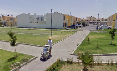 CASA EN REMATE BANCARIO EN FRACC VILLA FONTANA EN SAN PEDRO TLAQUEPAQUE