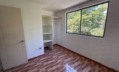 ARRIENDO CÓMODA CASA EN MALLOCO, PEÑAFLOR