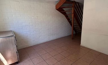 ARRIENDO CÓMODA CASA EN MALLOCO, PEÑAFLOR