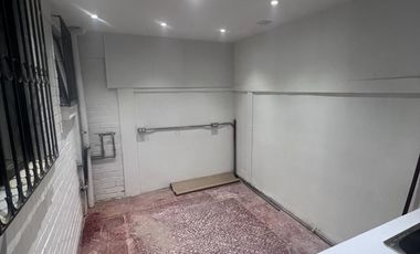 Casa recién remodelada cerca de Metro