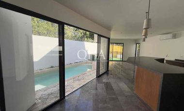 casa en venta en lagos del sol Cancún