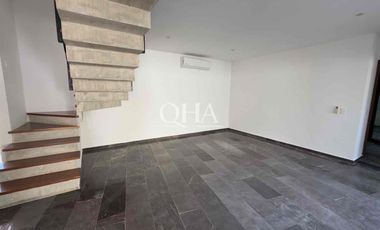 casa en venta en lagos del sol Cancún