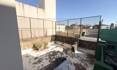 CASA 2 DORMITORIOS EN VENTA