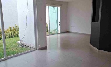 Bonita casa en renta en La Loma Zavaleta