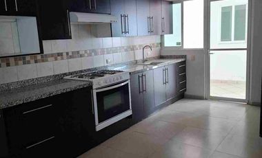 Bonita casa en renta en La Loma Zavaleta