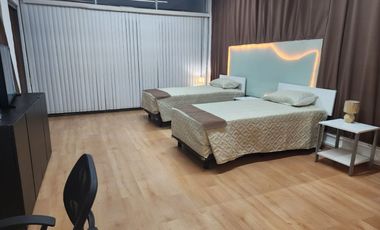 CASA EN VENTA CON USO DE SUELO MIXTO EN LADRON DE GUEVARA