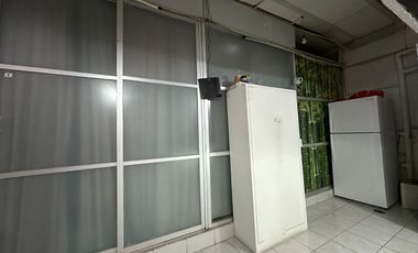 CASA EN VENTA CON USO DE SUELO MIXTO EN LADRON DE GUEVARA