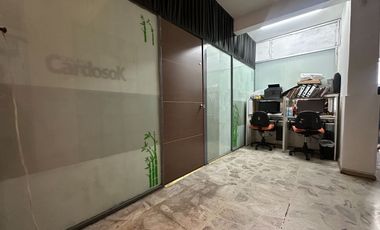 CASA EN VENTA CON USO DE SUELO MIXTO EN LADRON DE GUEVARA