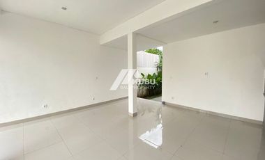 KBP1544  Brandnew Villa 2 Bedroom In complex Area.