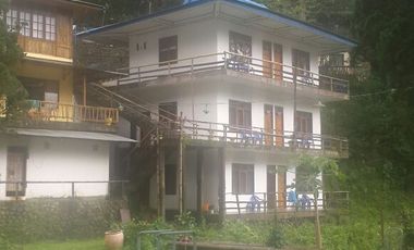 tempat wisata malino villa malino lembah biru