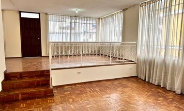 ARRIENDO DEPARTAMENTO DE 3 DORMITORIOS BARRIO LA FLORIDA QUITO