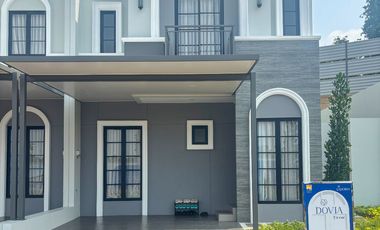 Rumah Baru Mewah Full Smart Home Desain Klasik Mediterania di Grand Wisata, Lokasi Strategis 1 Menit dari Pintu Tol dan Mall Living World Bekasi – DP 0% & Subsidi Biaya KPR