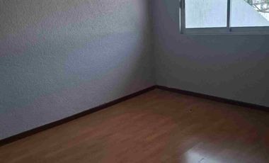 CASA EN RENTA  EN STA CRUZ GUADALUPE CON JARDÍN