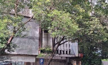 Strategic Shop House for Sale on Jl. A. Yani, Jombang