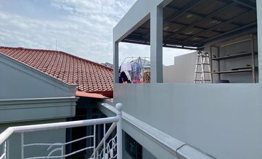 Rumah Terawat Luas 554M² Dalam Komplek Elit Cinere