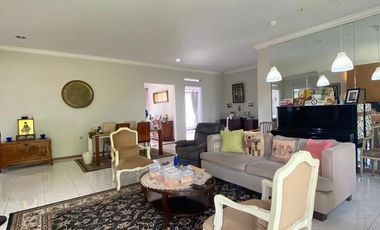 Rumah Terawat Luas 554M² Dalam Komplek Elit Cinere