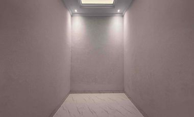 Rumah Siaphuni dengan Rooftop – Lokasi Strategis Jakarta Selatan