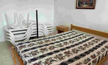 VENTA DE AMPLIA Y BONITA CASA CON PISCINA UBICADA EN SALINAS