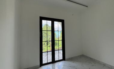 Rumah 2 Lantai Siap Huni 4 Kamar Tidur di Kota Bogor