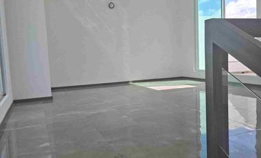 Bonita casa en renta en Lomas de Angelópolis  con opción a 4a recámara