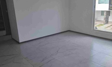 Bonita casa en renta en Lomas de Angelópolis  con opción a 4a recámara