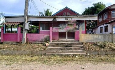 F8-0555 ขายบ้านเดี่ยว หมู่ที่ 10 บ้านแจ้งเจริญ-บ้านโสกเชือก ต. โนนกอก อ.เกษตรสมบูรณ์ จ.ชัยภูมิ